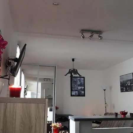 Apartment Saint Louis Paris