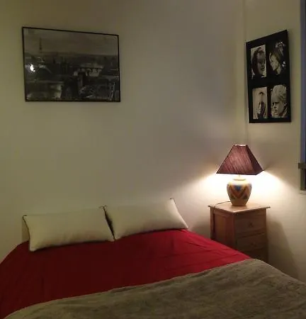 Apartment Saint Louis Paris